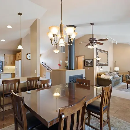 8 Umpqua Ln Home